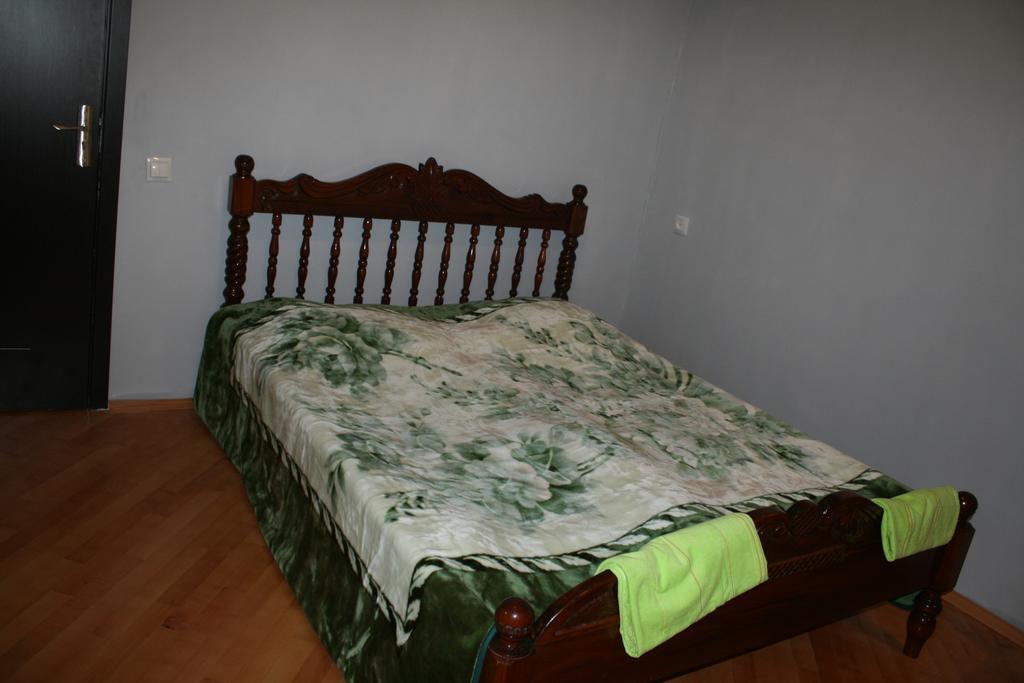 Guest House Lviv Грузия Kutaisi Habitación foto